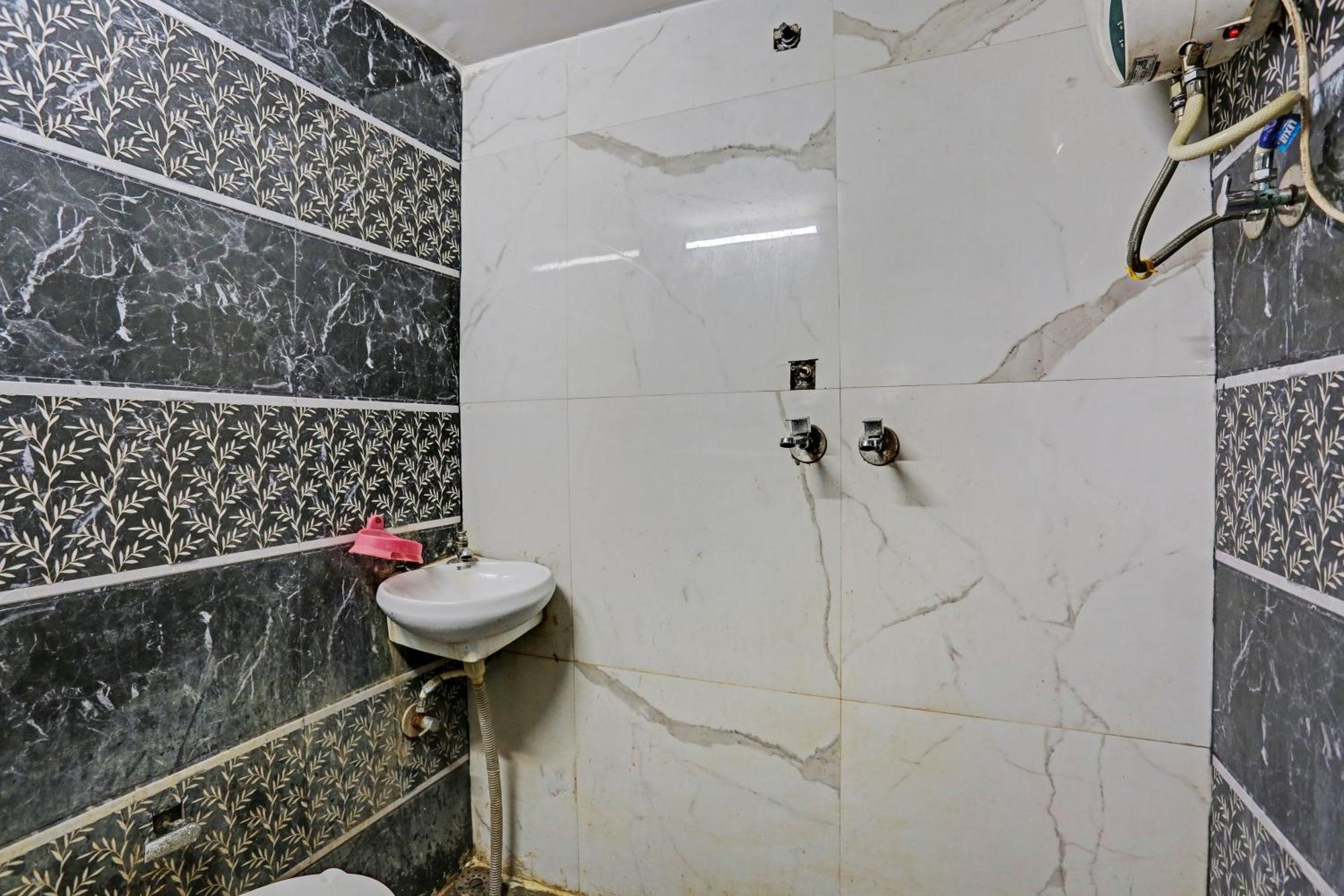 Hotel O Saffron Night Stay Amritsar Dış mekan fotoğraf